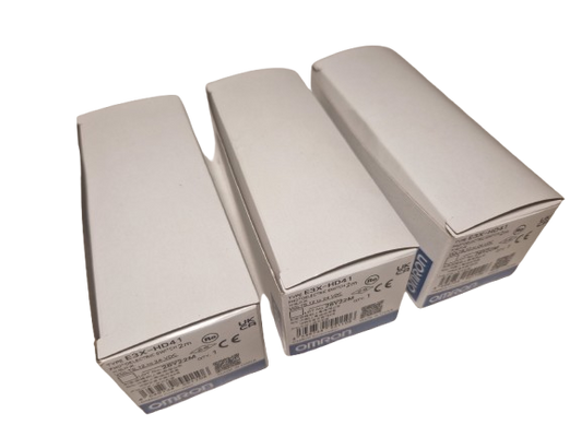 1x Omron E3X-HD41 2M Sensor optical fiber amplifier; PNP; IP50; Connection: lead 2m