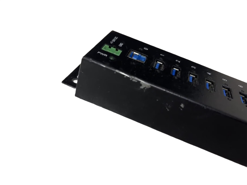 StarTech-10-Port-Industrial-12