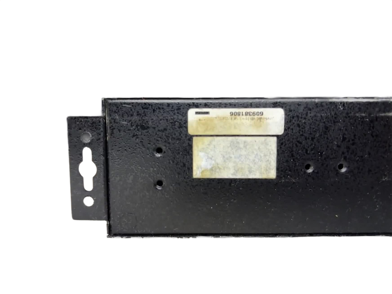 StarTech-10-Port-Industrial-3