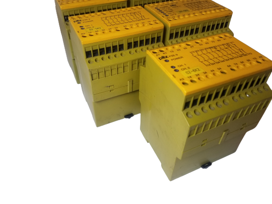 Pilz Safety Net Module 3x Pilz PNOZ 11 PZE 9 Safety Relay Emergency Stop Control Relay Module