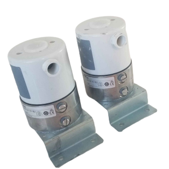 Siemens QBE63-DP02  Differential pressure sensor for liquids and gases (DC 0…10 V) 0…20 kPa