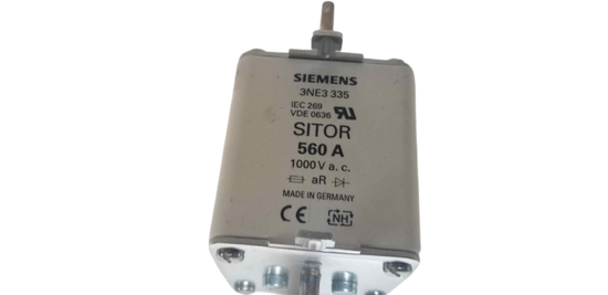 siemens 4011209004887  1PCS New FOR Siemens fuse 3NE3335 560A 1000V #Q6511 ZX