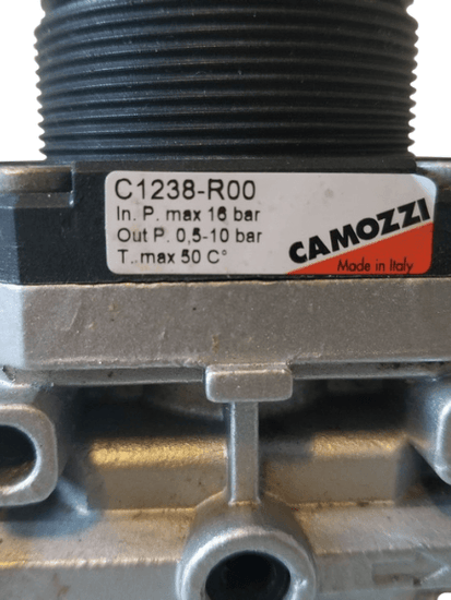 CAMOZZI C1238-R00 Penumattic Pressure regulator Input Max 16 bar, and output 0.5-10 bar - A1 Customer